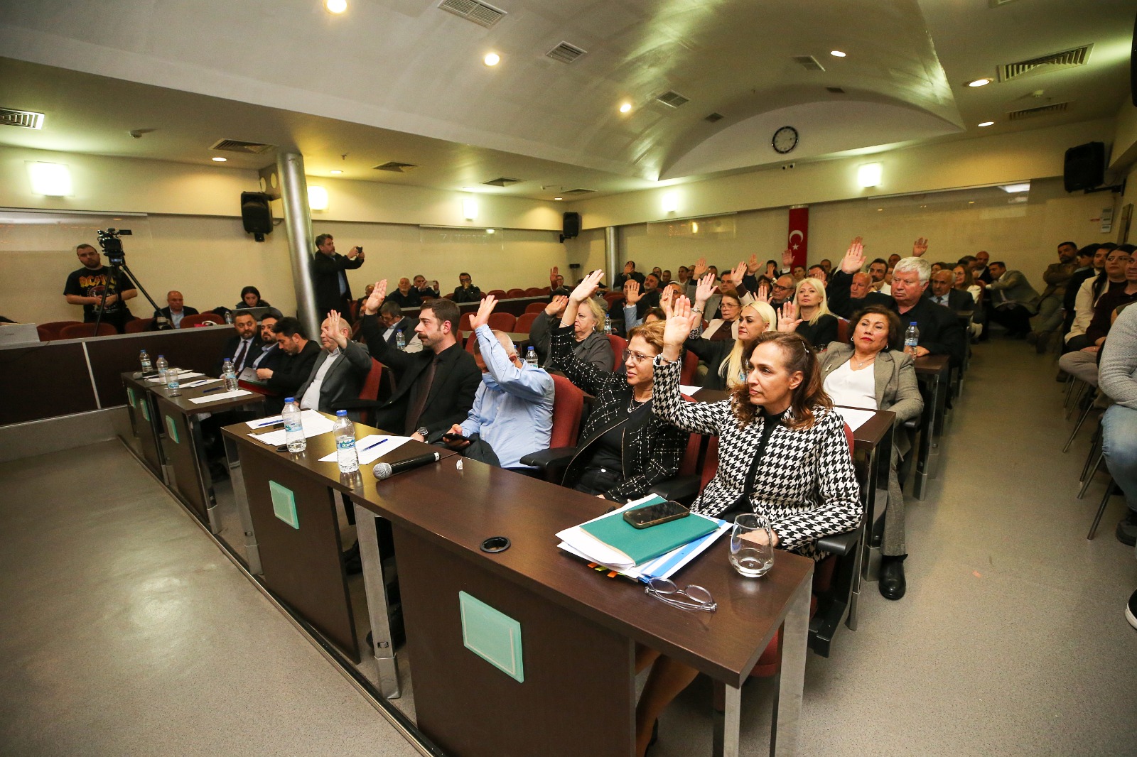 Karşıyaka’nın 2025 yılı faaliyetlerine onay