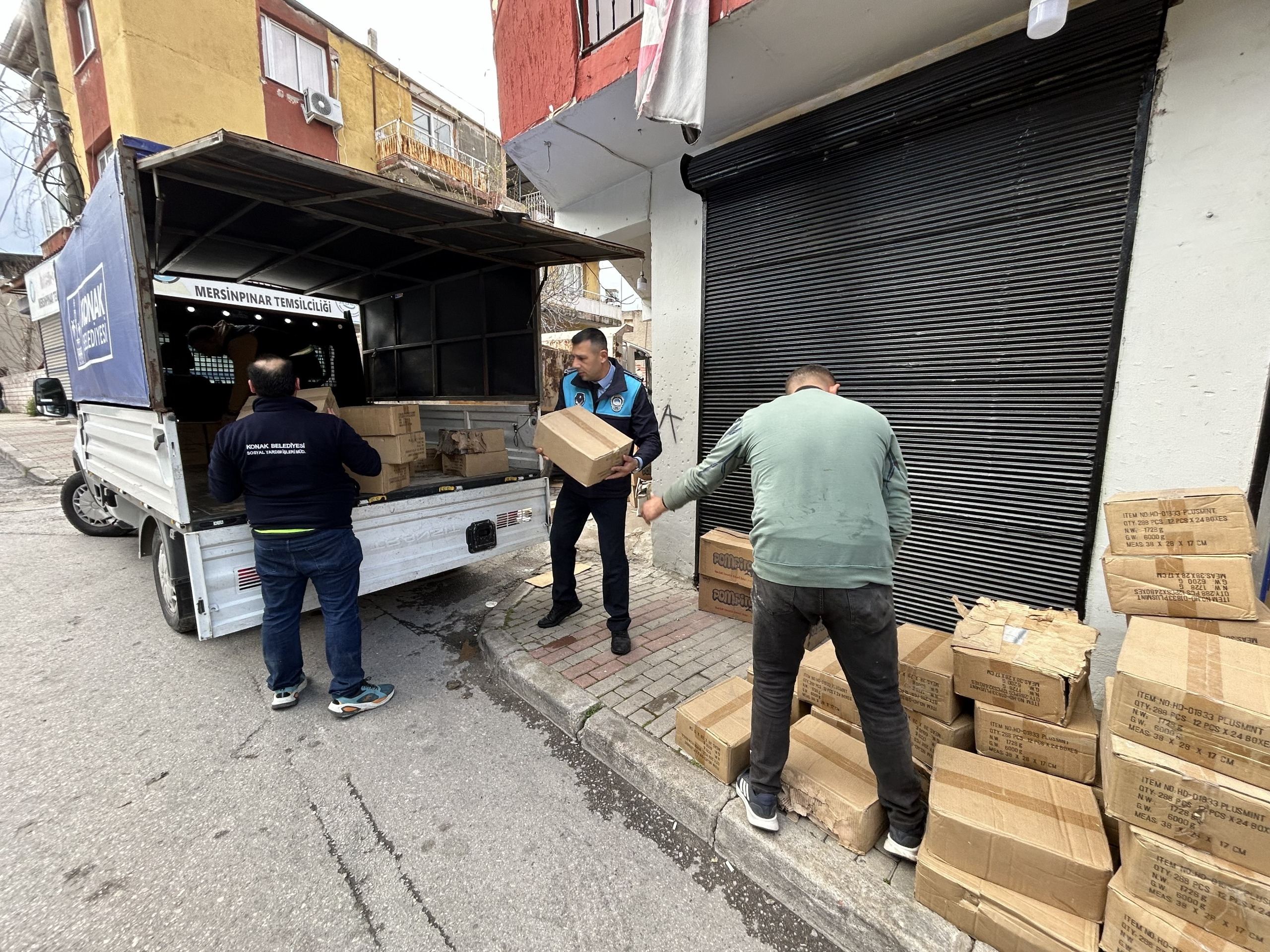 Konak zabıtası, halk sağlığını hiçe sayanlara geçit vermedi