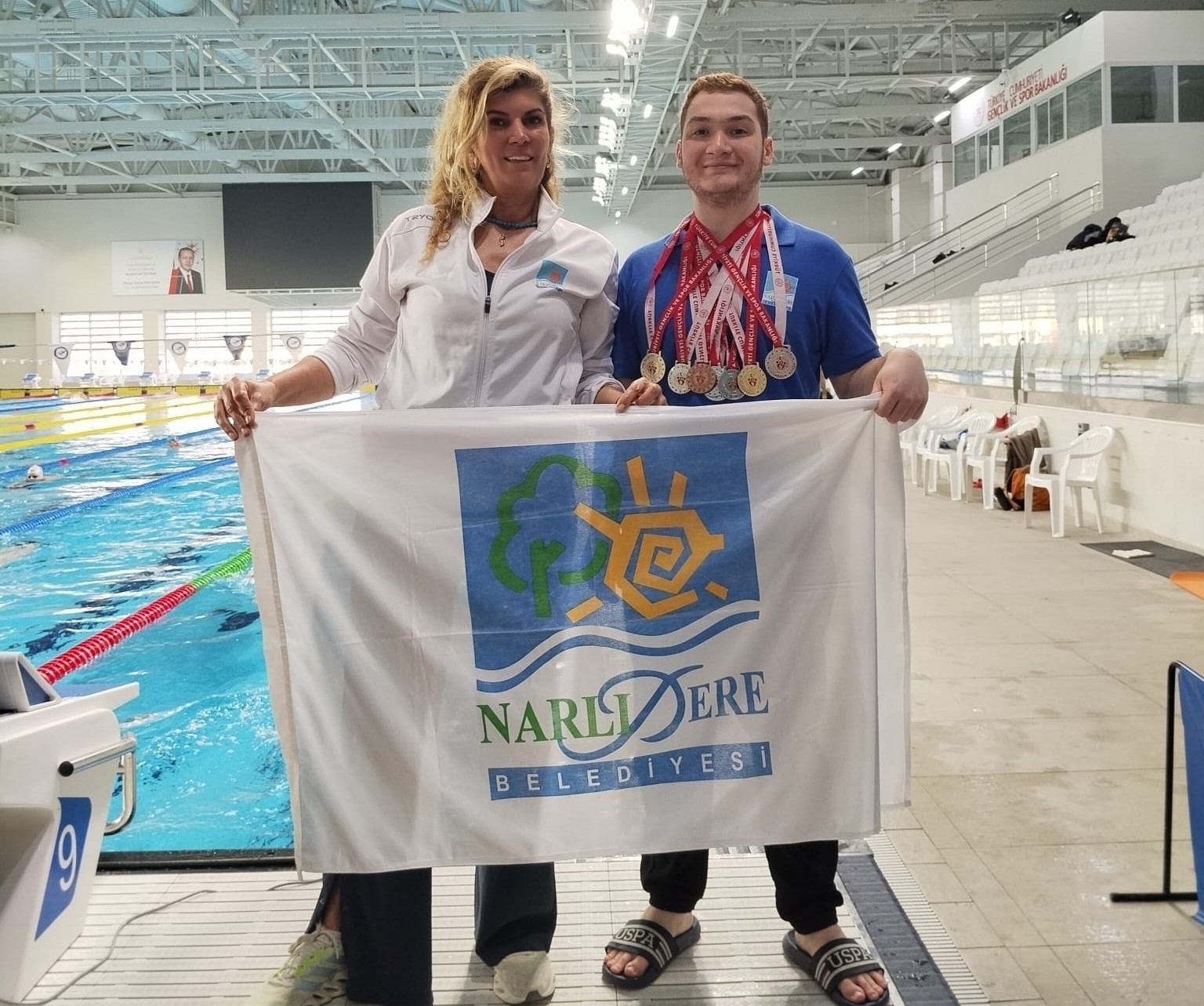 Narlidere’ni̇n Madalya Avcisi Sarp’tan Büyük Başari