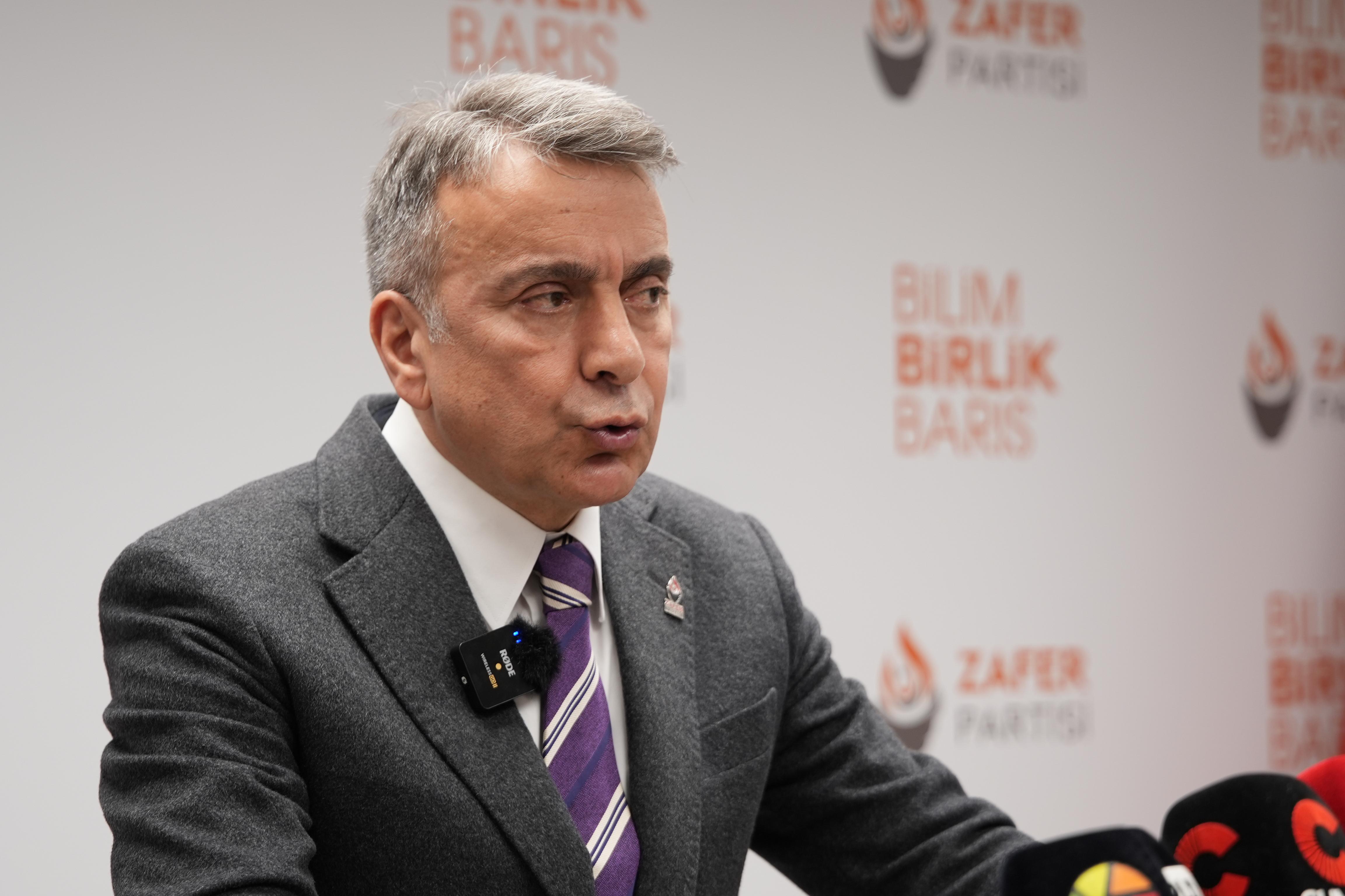 “Si̇yasi̇ Parti̇leri̇n Tamami Gelecek Seçi̇mde Ortak Bi̇r Cumhurbaşkani Adayi Etrafinda İtti̇fak Yapabi̇lmeli̇”