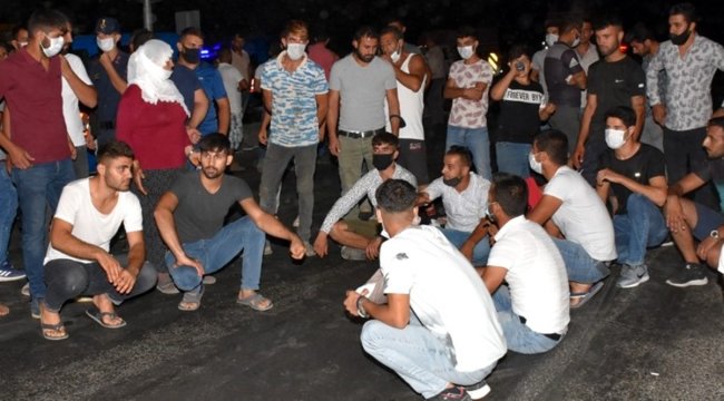 Aydın'da trafik kazasında ölen kişinin yakınları yolu trafiğe kapattı