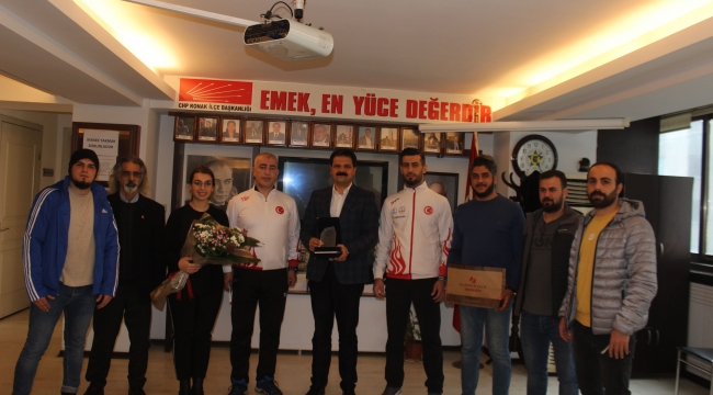 Milli judoculardan Gruşçu'ya teşekkür ziyareti