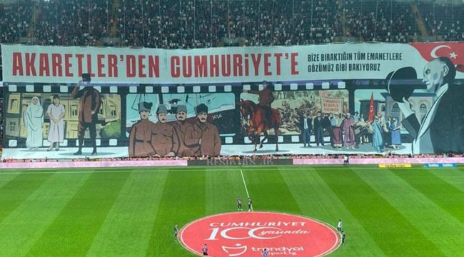 Beşiktaş'tan Cumhuriyet'in 100. yılına özel koreografi