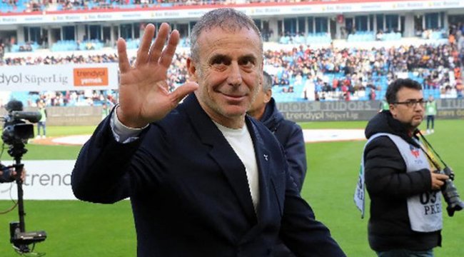 Trabzonspor'da Abdullah Avcı, Fenerbahçe maçı öncesi iddialı: İstatistiklerime bakabilirsiniz
