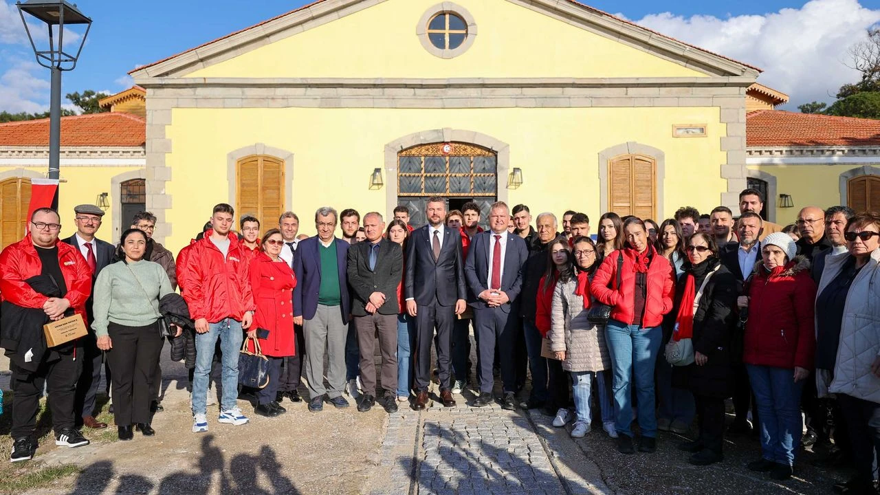 Başkan Görkem Duman mübadilleri ağırladı