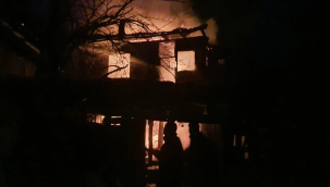 Evde yangın çıktı... 86 yaşındaki adam hastanelik oldu!