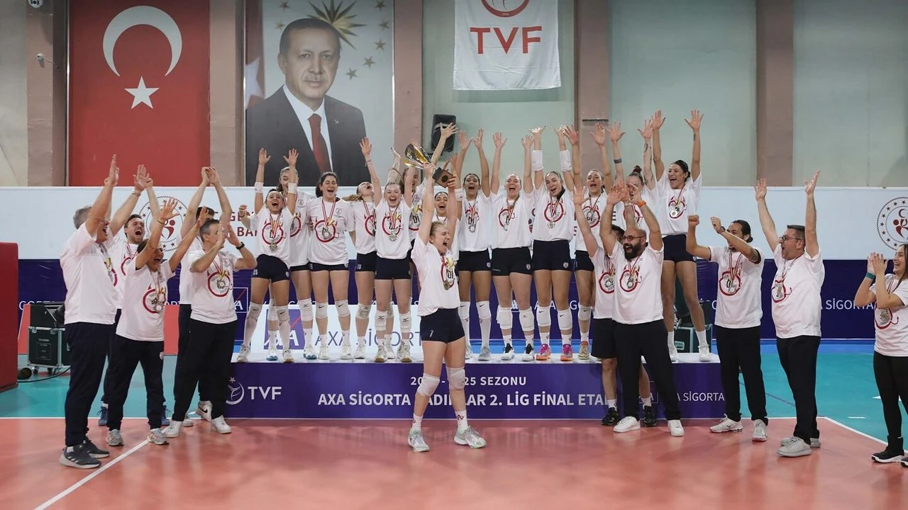 Altınordu'nun sultanları 1'inci Lig'te!