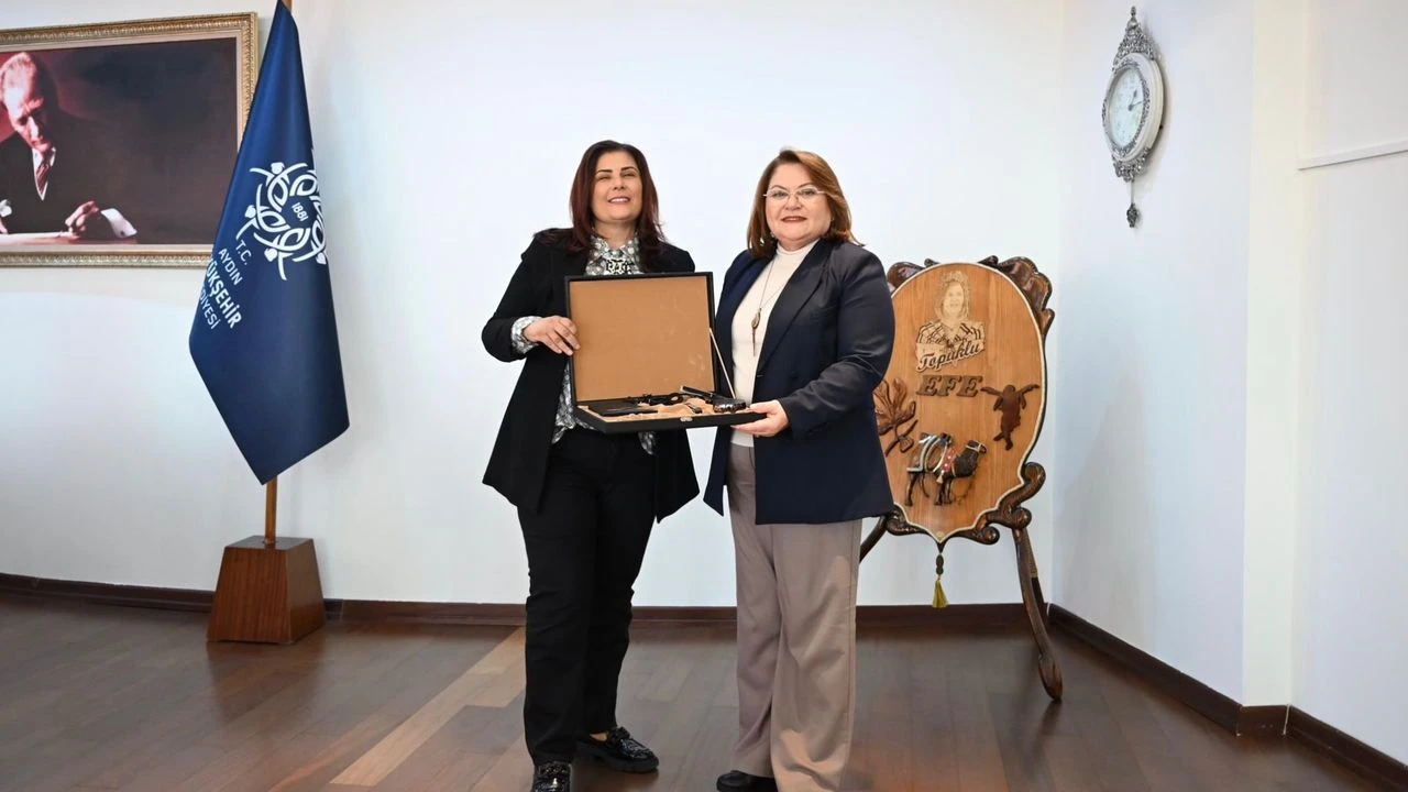 Başkan Çerçioğlu'na Didim Belediye Başkanı Hatice Gençay'dan ziyaret