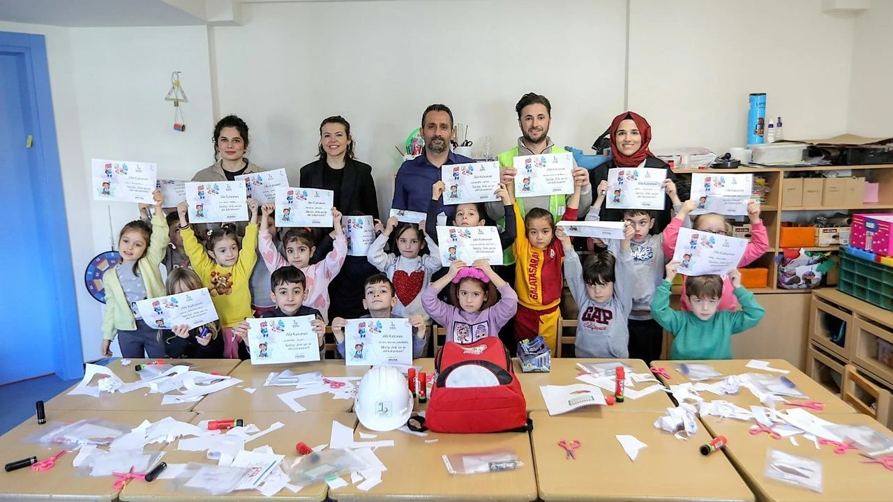 Bayraklı'da miniklere afet eğitimi!