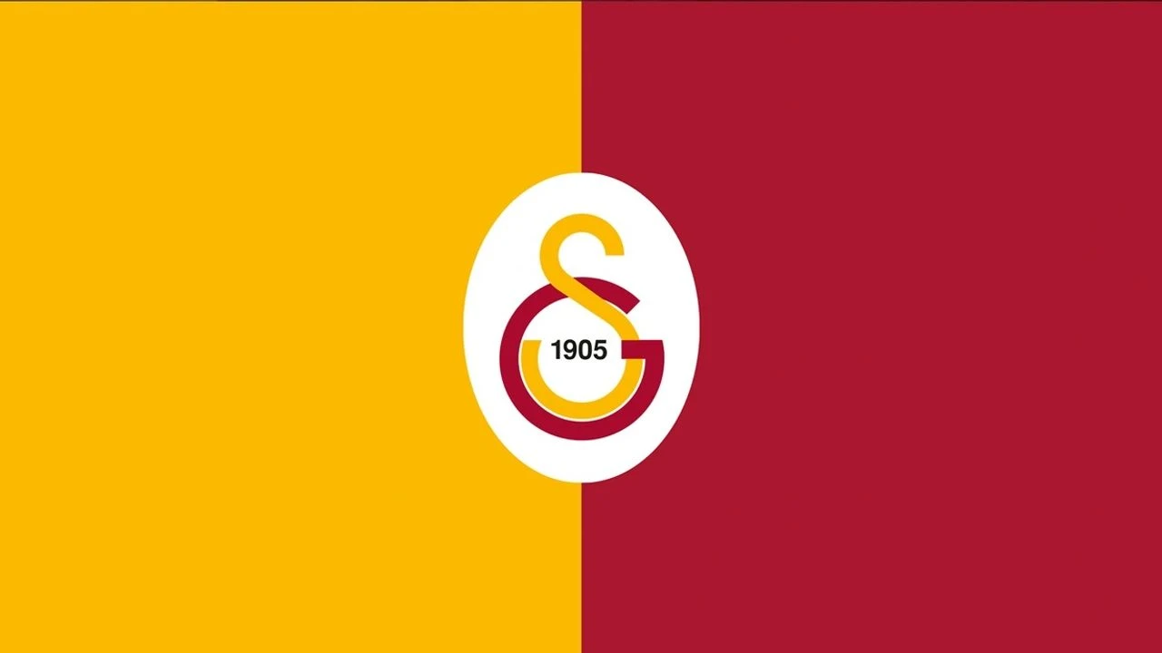 Galatasaray'dan Fenerbahçe-Rizespor maçı sonrası paylaşım