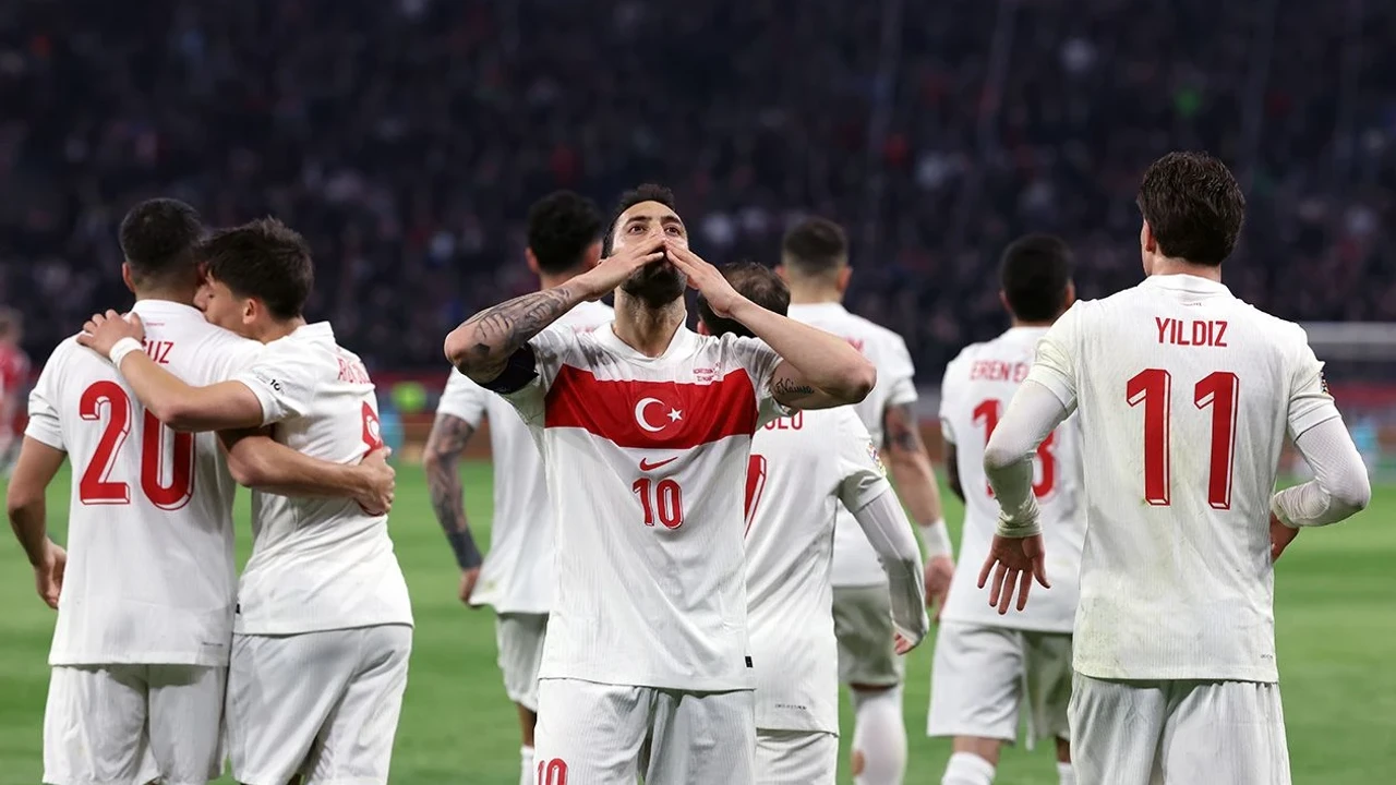 A Milliler A Ligi'nde!