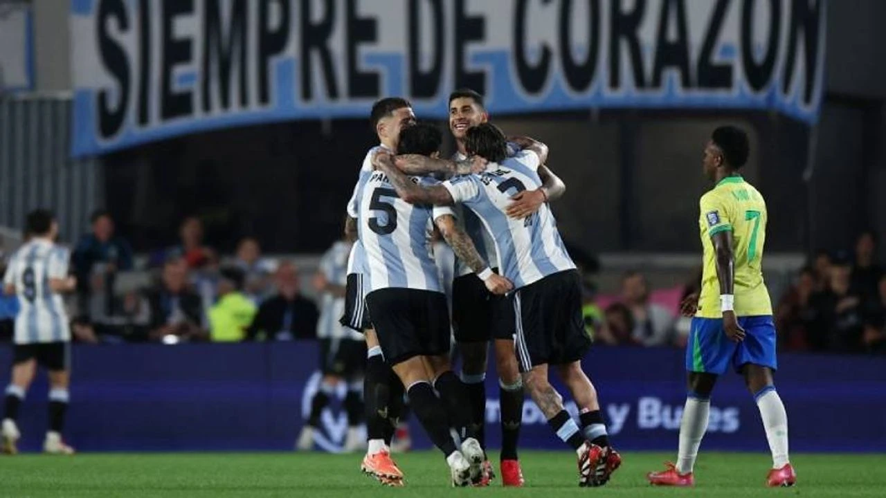 Arjantin, Brezilya'ya fark attı, Dünya Kupası'nı garantiledi