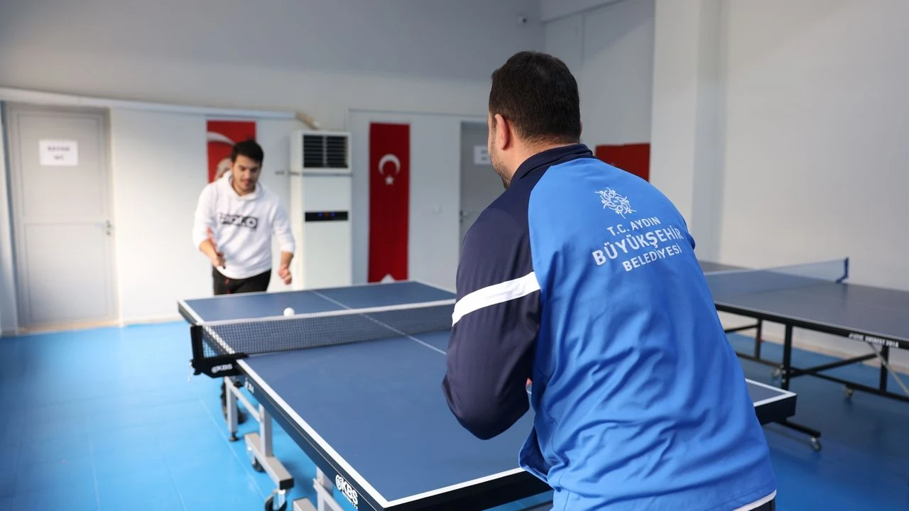 Başkan Çerçioğlu'ndan otizmli öğrencilere destek