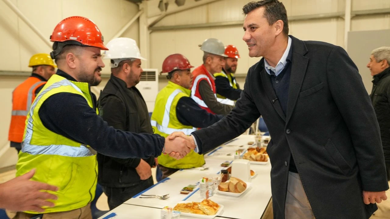 Başkan Zeyrek, ilk sahurunu madencilerle yaptı