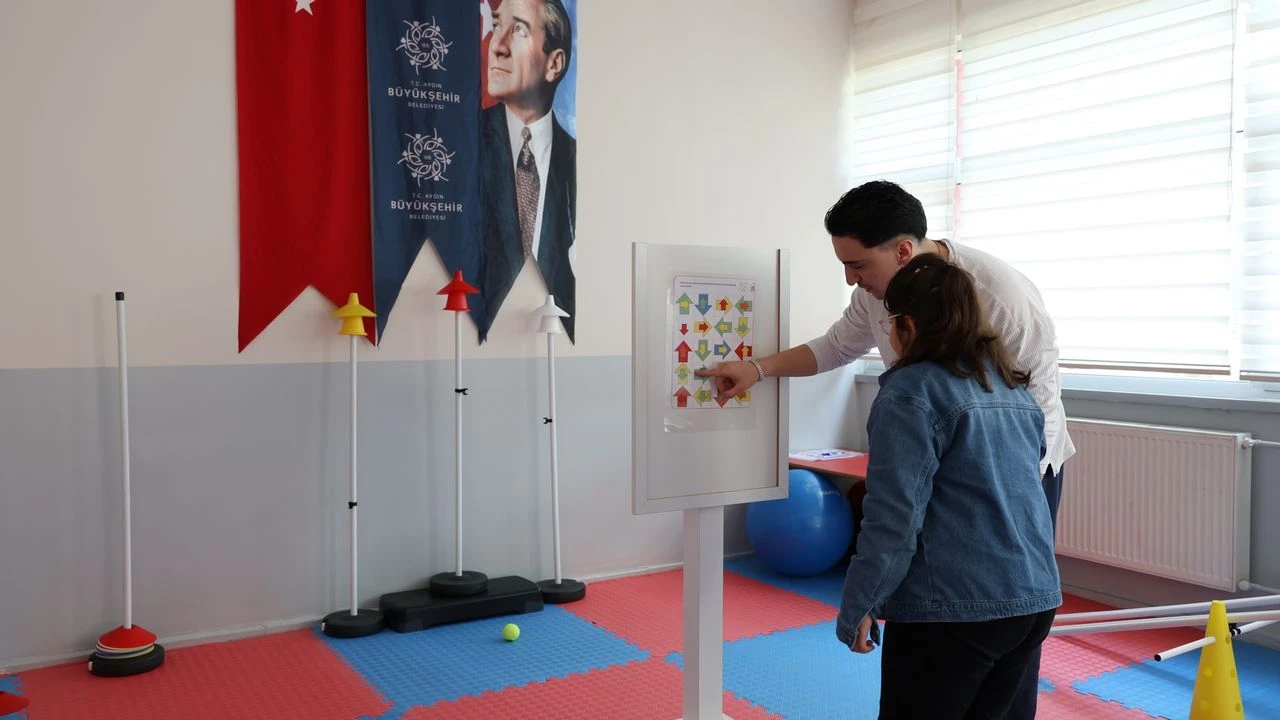 Büyükşehir Belediyesi Disleksi Merkezi öğrencilerin yanında