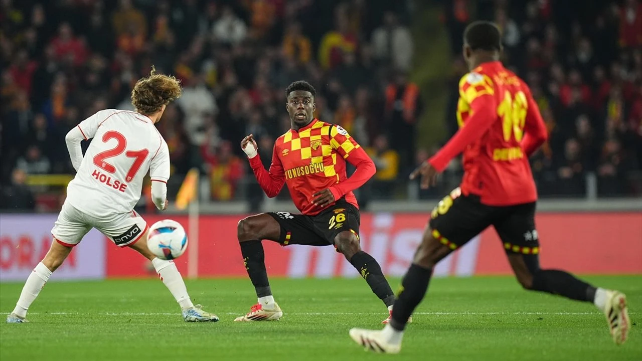 Göztepe son dakikada yıkıldı!