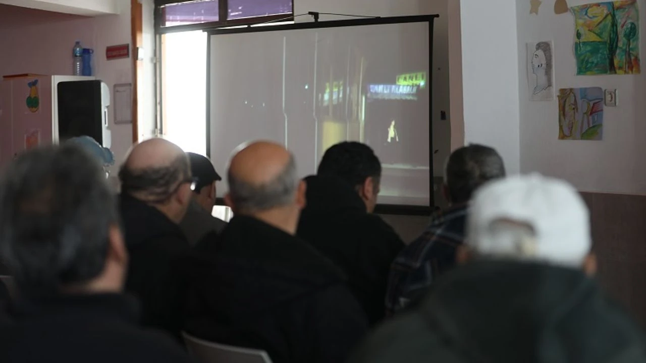 Menderes Belediyesi'nden bakımevi etkinliği
