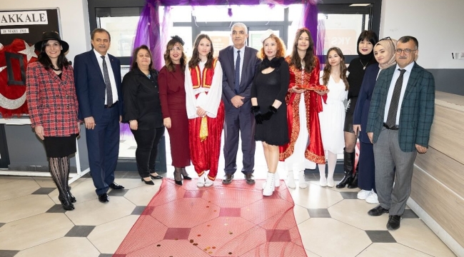 "Türk Kadınının Bin Yılı" Adlı Yaşayan Sergi Gerçekleştirildi