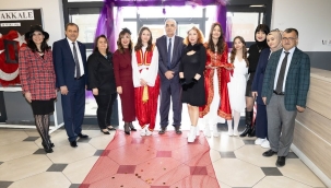 "Türk Kadınının Bin Yılı" Adlı Yaşayan Sergi Gerçekleştirildi