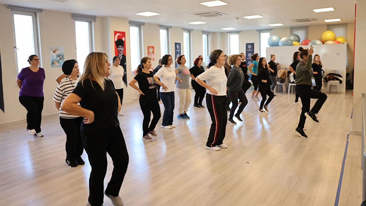 Aydınlılar etkinliklerle sosyalleşiyor