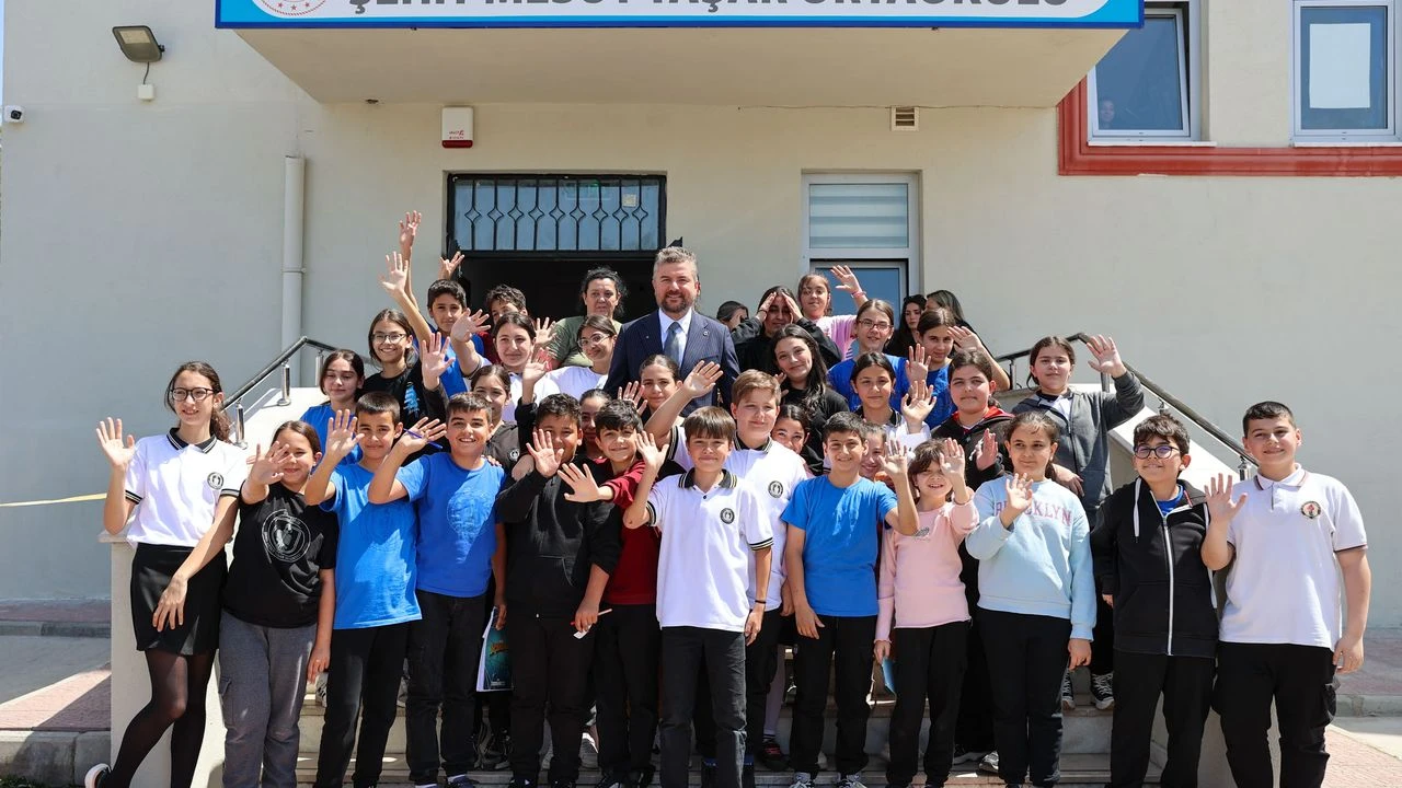 Başkan Duman: Gelecek çocukların gülüşlerinde