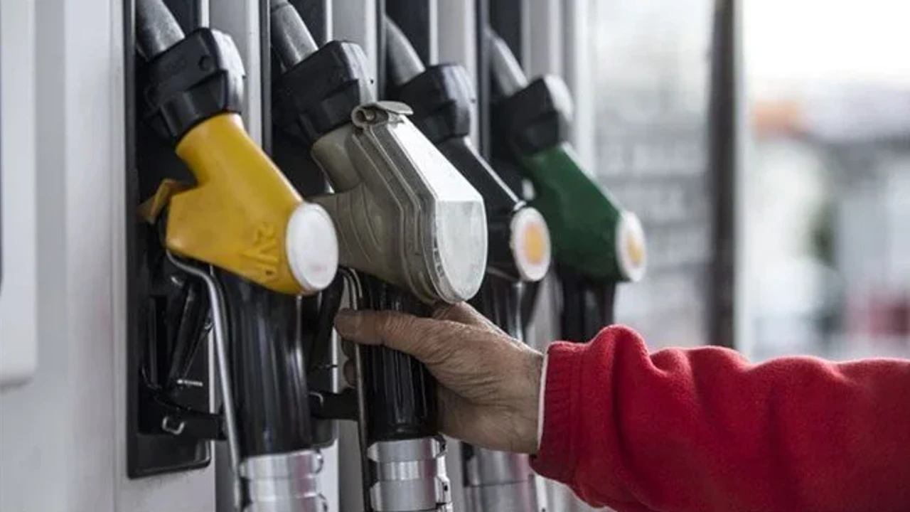 Benzine zam, otogaza indirim geliyor!