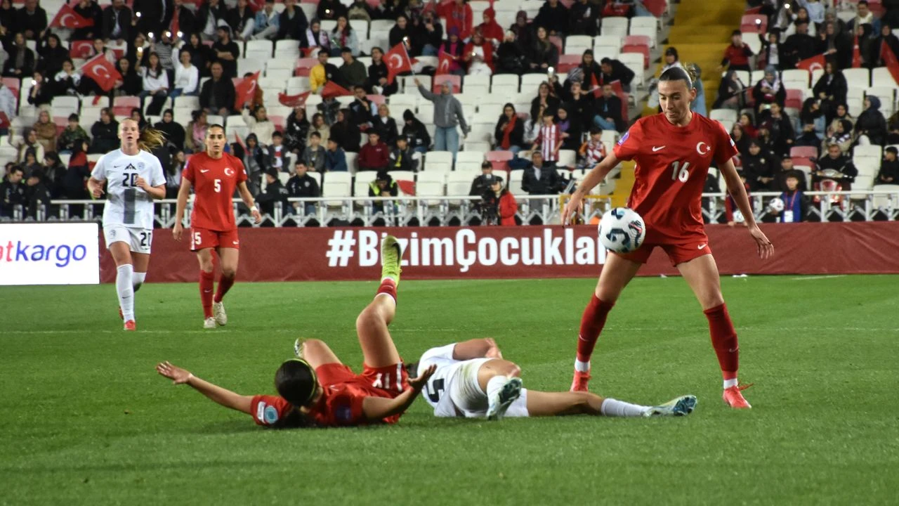 Kadın A Milliler Slovenya'ya mağlup!