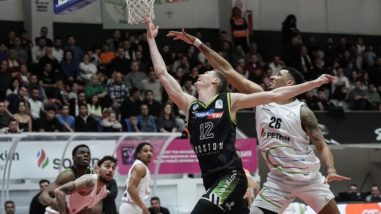 Petkimspor 21 sayıdan kaybetti