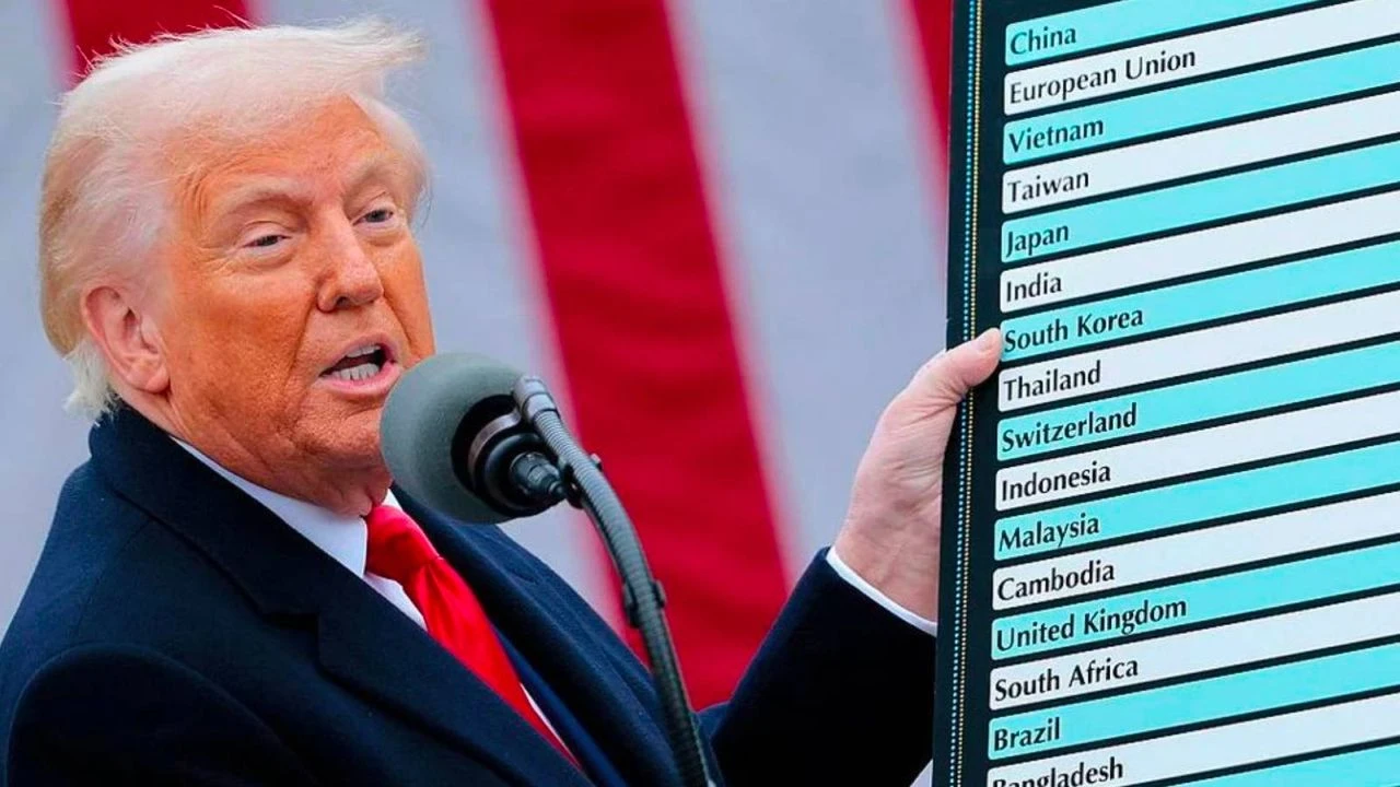 Trump'tan Çin'e mesaj: Gümrük vergilerini düşürmeyeceğiz