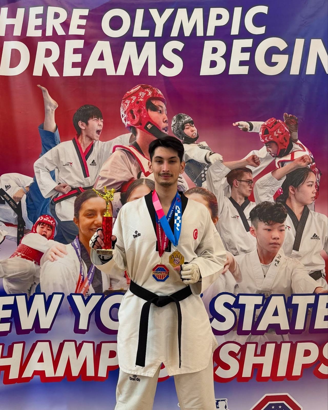 Türk Taekwondocu Mertcan Dolamacı Başarılarıyla Amerika'da Ses Getirmeye Devam Ediyor