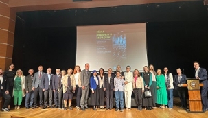 "Dünya Srebrenica'yı Unutmuyor"