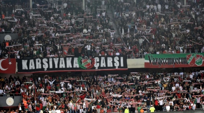 Karşıyaka taraftarı için dev ekran