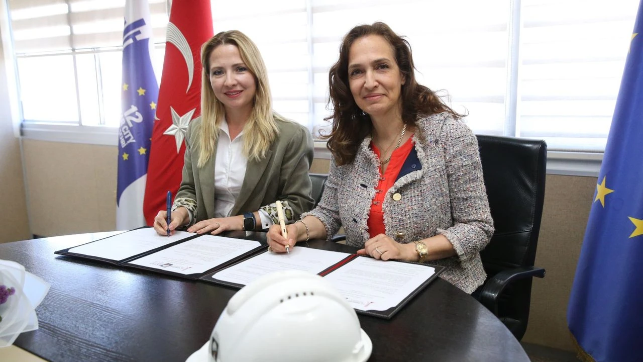'Beyaz Baretli Kadınlar' için örnek iş birliği