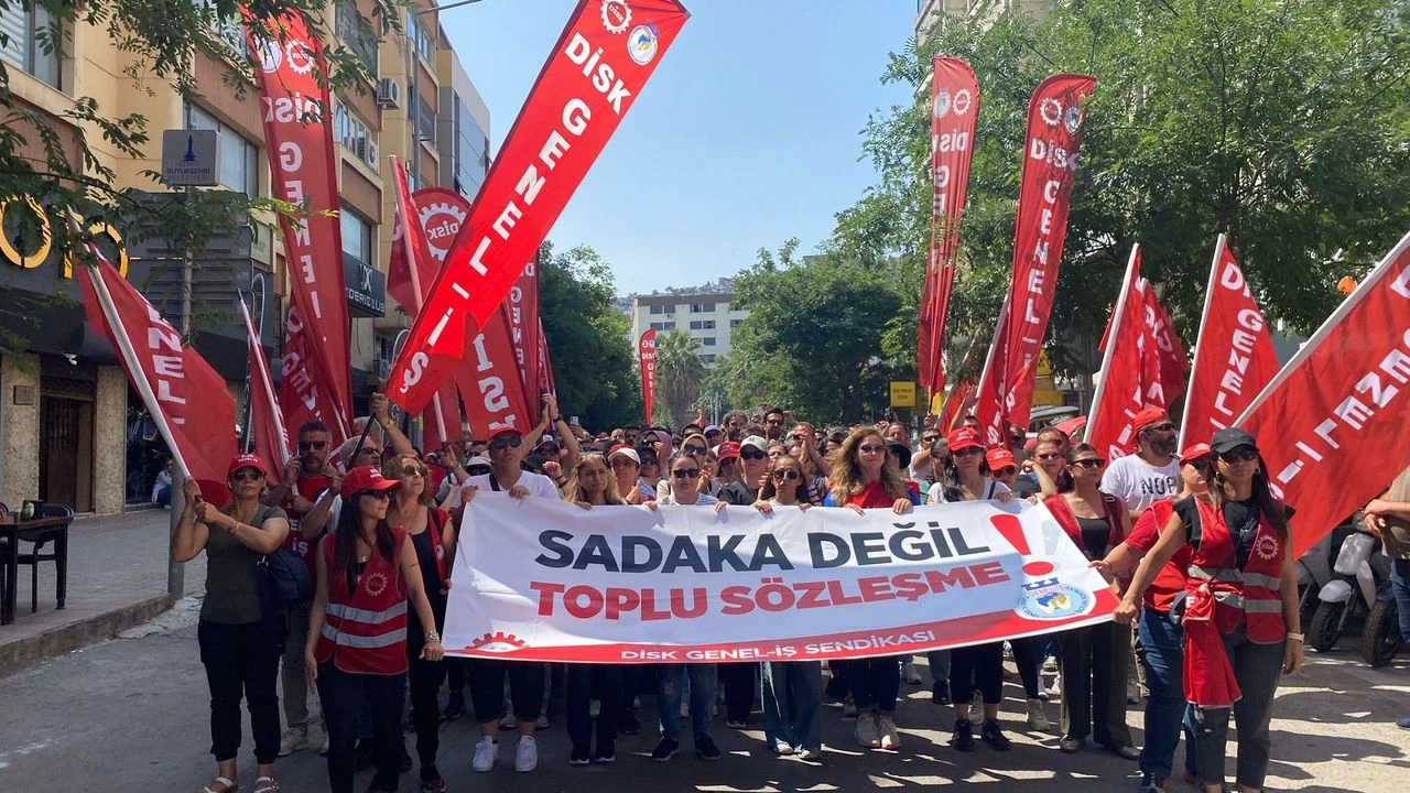 Grevci işçiler yürüyüşe başladı!