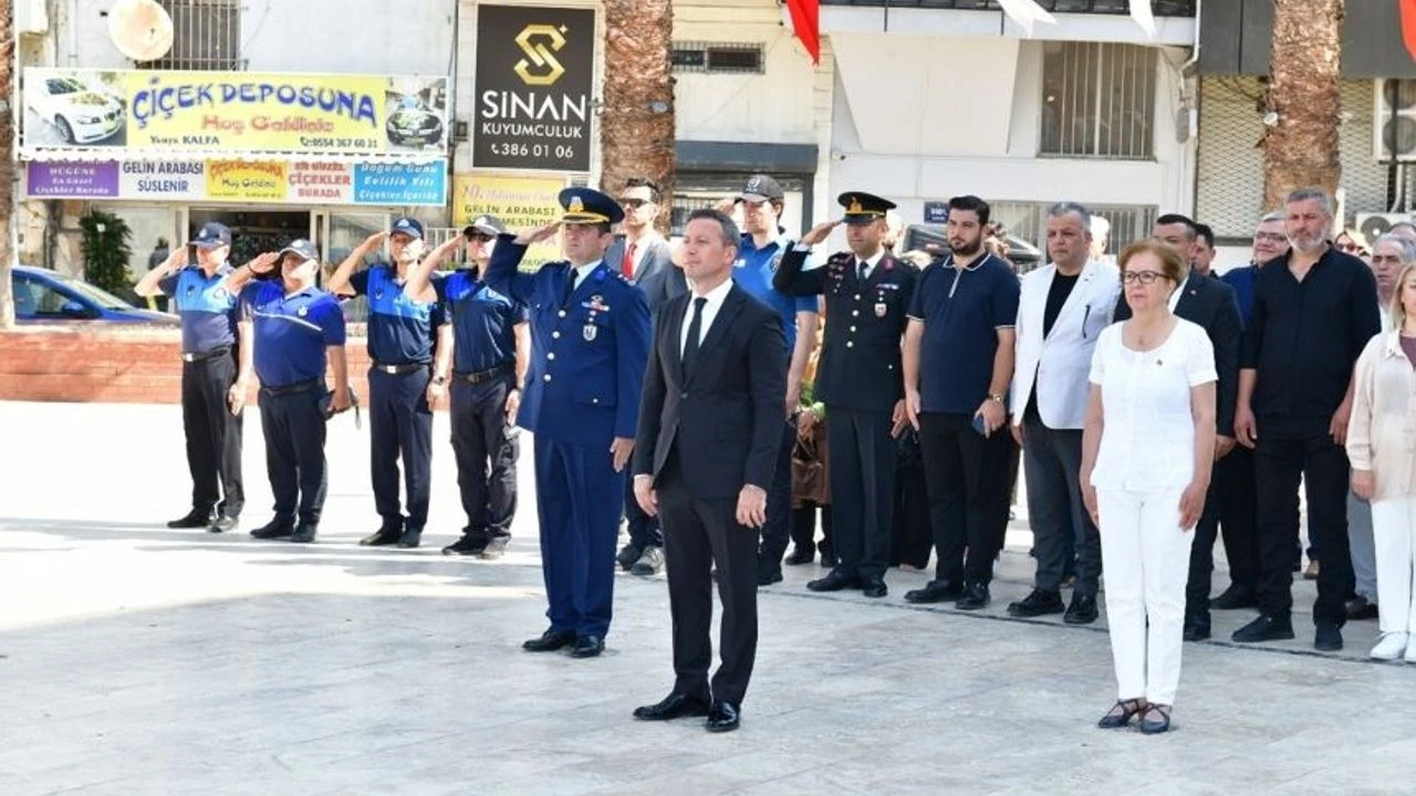 15 Temmuz Şehitleri Çiğli'de Dualarla Anıldı