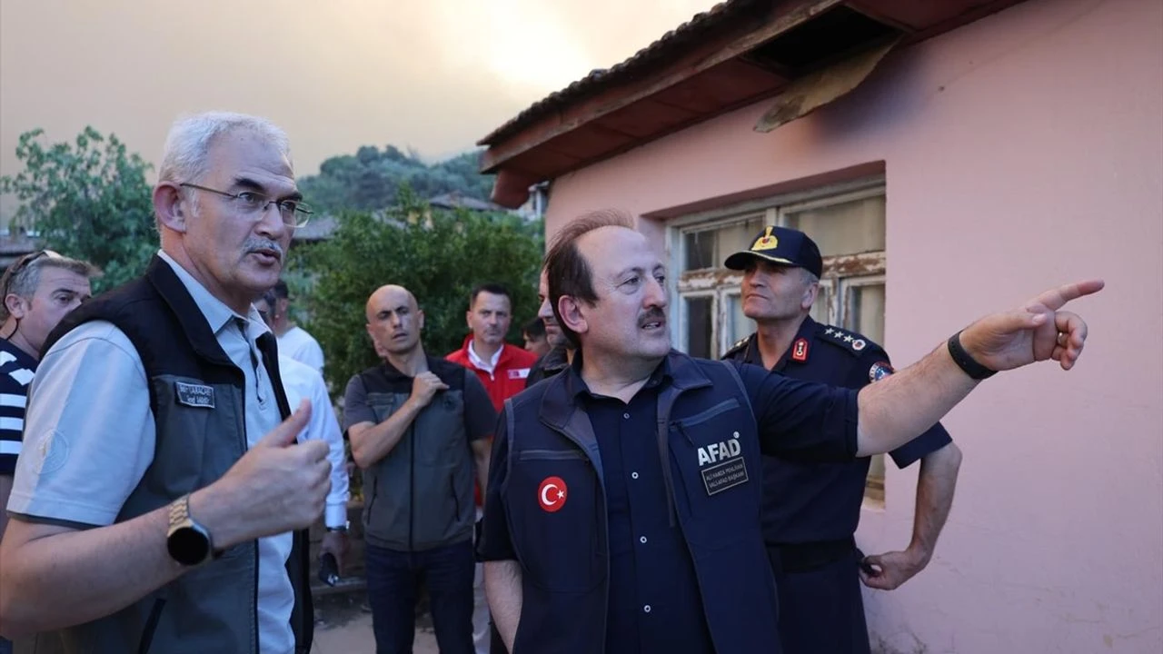 AFAD'dan Ödemiş'teki orman yangınına ilişkin bilgilendirme