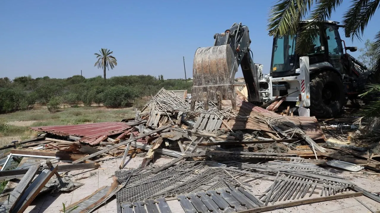 Balçova'da 874 kaçak yapı için yıkım kararı!