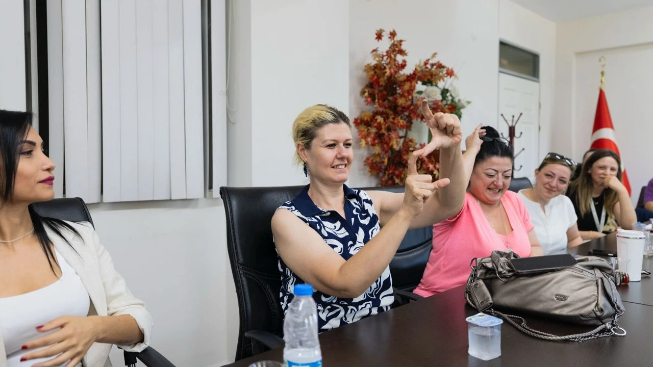 Balçova'da işaret dili eğitimi
