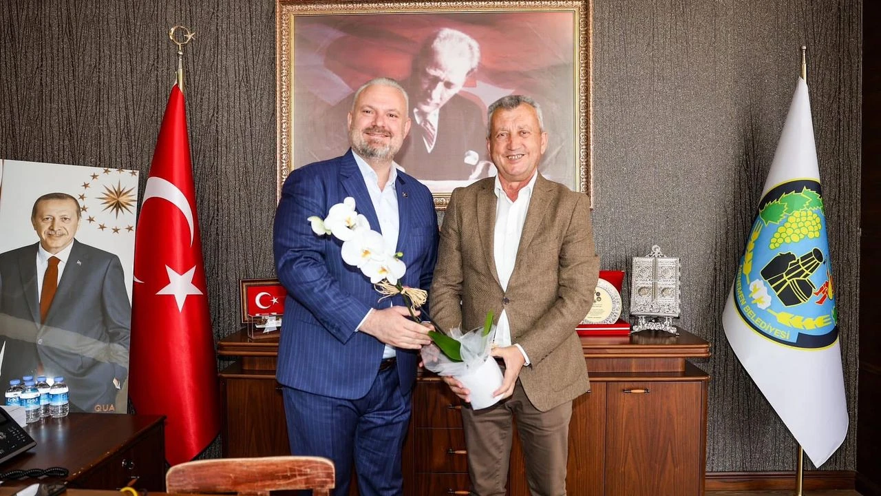 Başkan Pehlivan'dan Şahin'e duygusal veda: Menemen onun için bir hayat biçimiydi