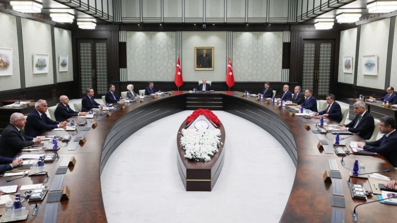 CHP'li Bakan sordu, Bozdağ yanıtladı... Bakanların yasama karnesi!