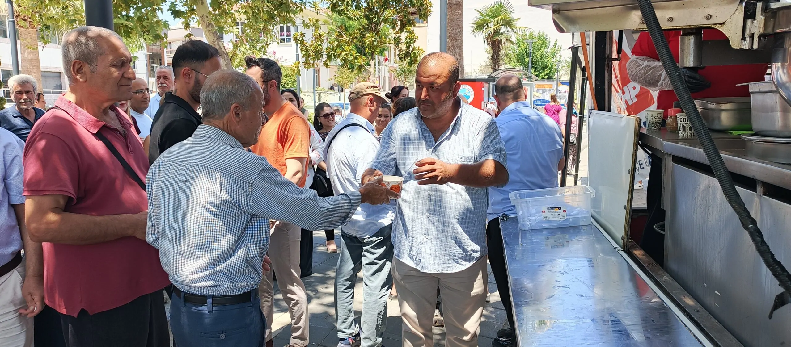 CHP Menderes'ten aşure hayrı, Birlik ve Bereket Mesajları