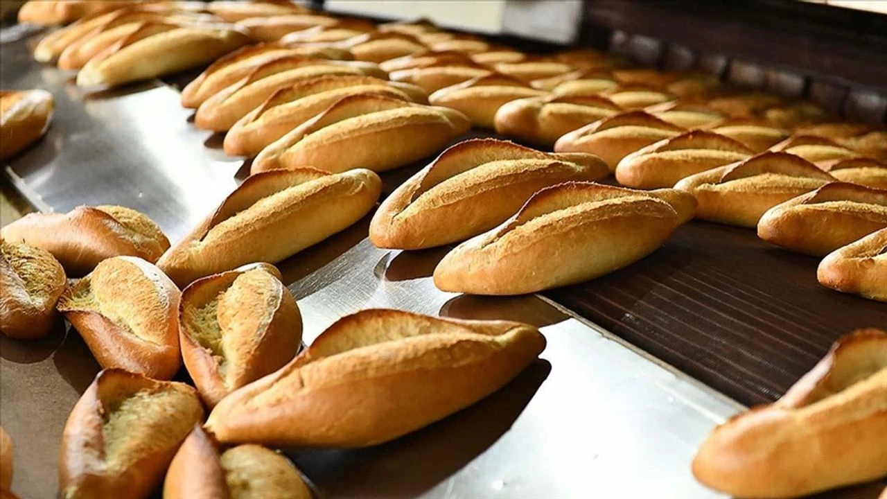 İzmir'de ekmeğe zam!