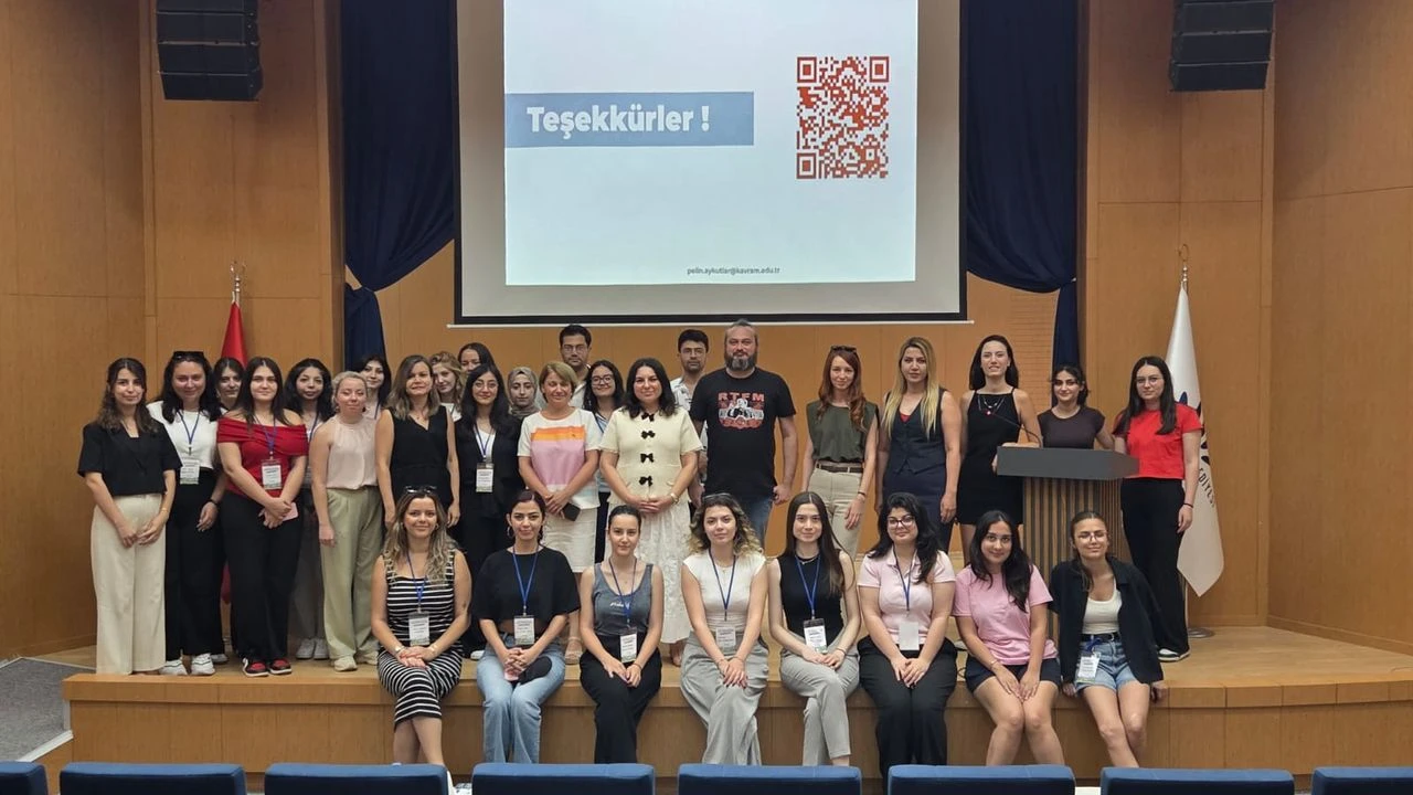 Karabağlar'da bir ilk: Akademi yaz programı hayata geçti