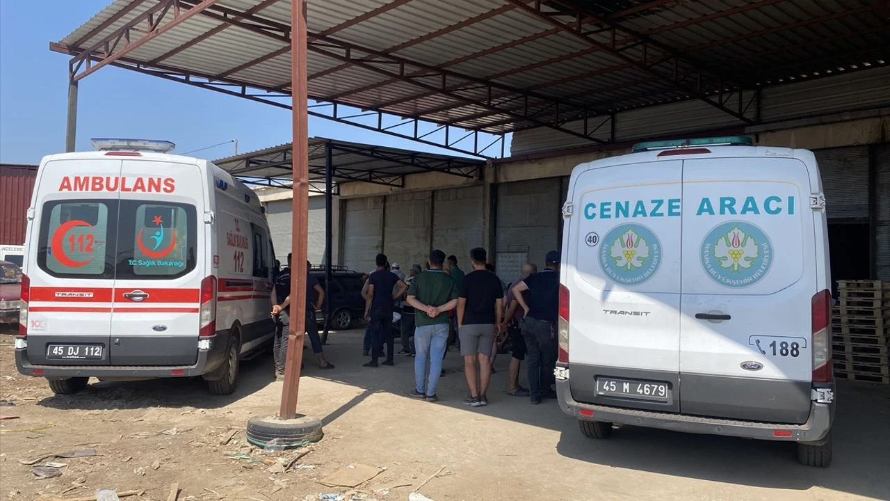 Manisa'da marangoz ustası atölyesinde ölü bulundu