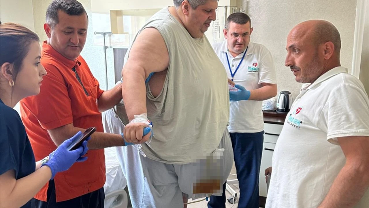 Yatağa bağımlı yaşıyordu... Tüp mide ameliyatıyla sağlığına kavuştu