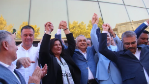 AK Parti'den Büyükşehire Çıkarma