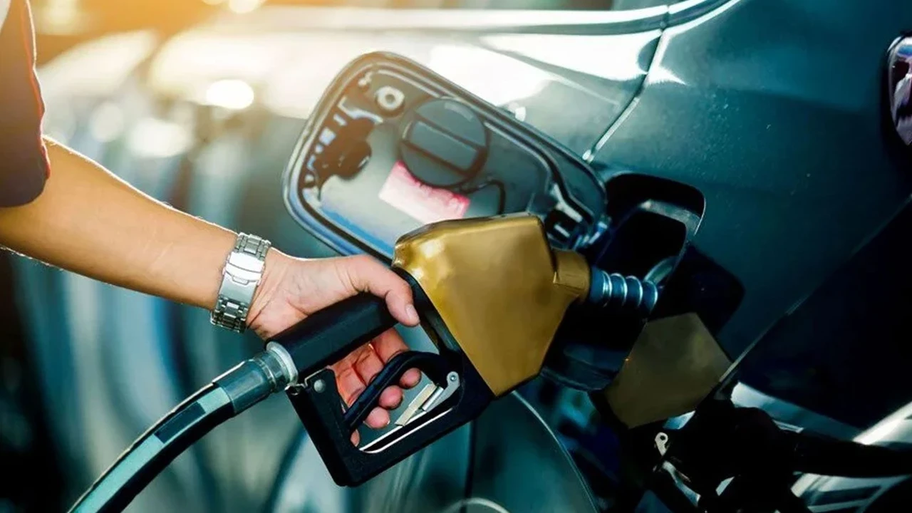 Araç sahipleri dikkat... Benzine zam geliyor!