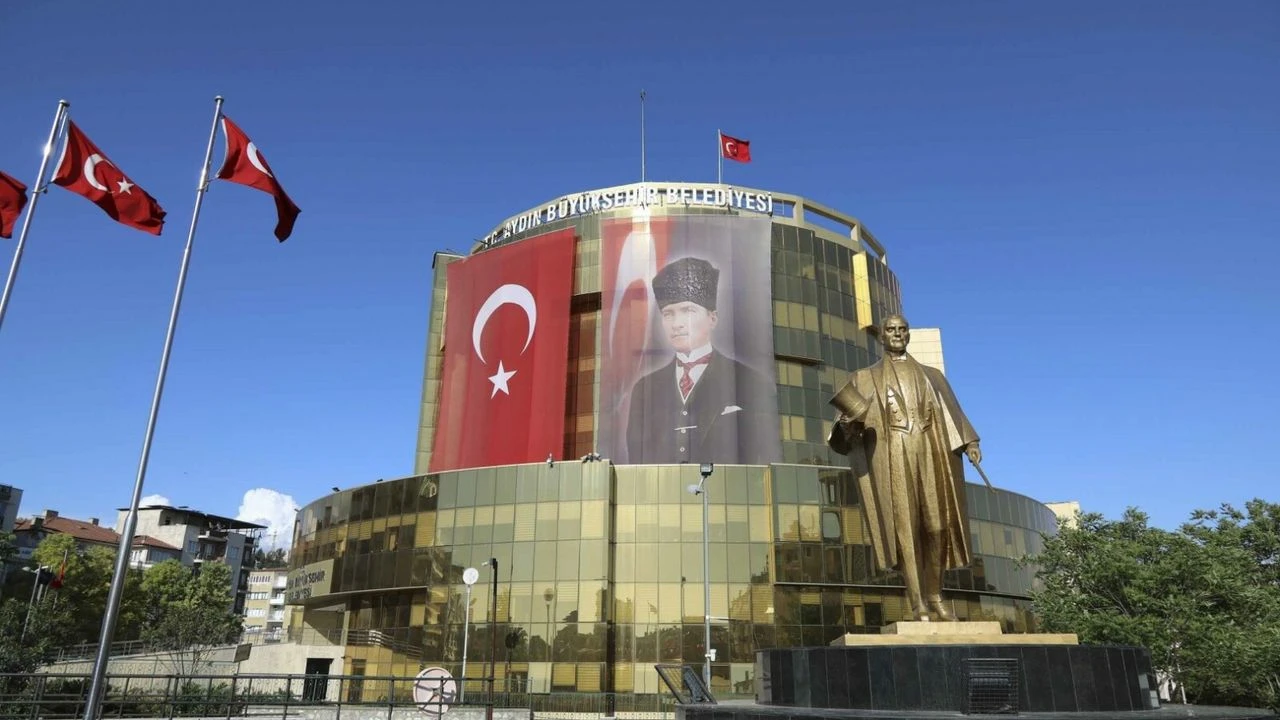 Aydın Büyükşehir Belediyesi'nden personele zam