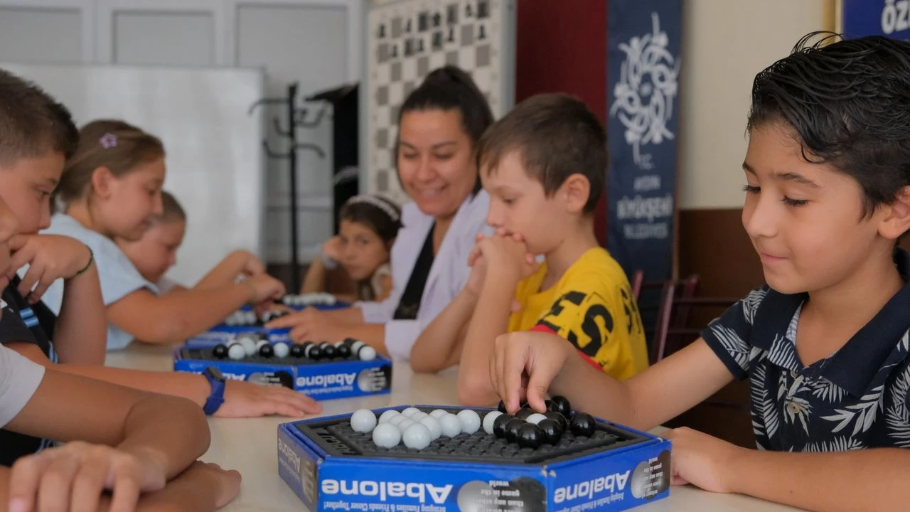 Başkan Çerçioğlu'ndan çocukların gelişimine tam destek