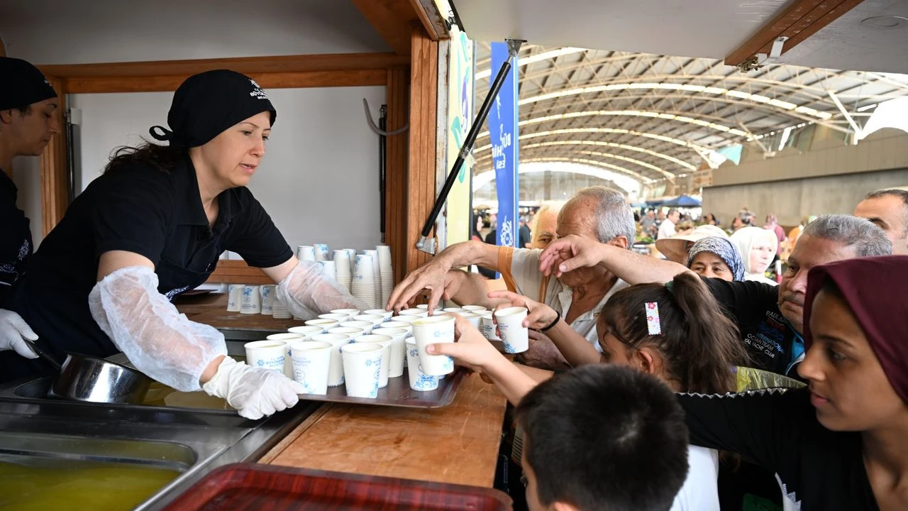 Başkan Çerçioğlu'ndan serinleten uygulama